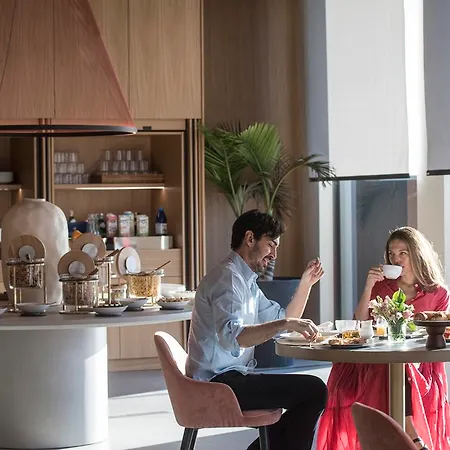 Europa Palace Готель Санремо