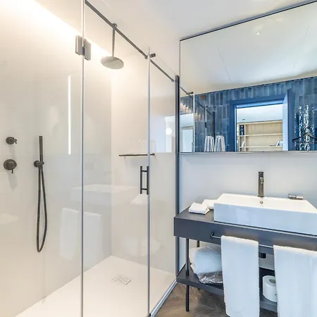 Europa Palace Готель