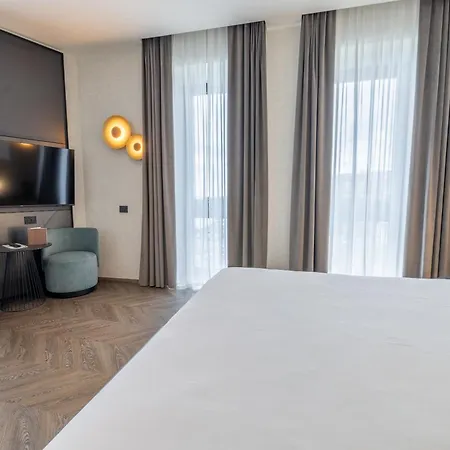 Europa Palace Hotel